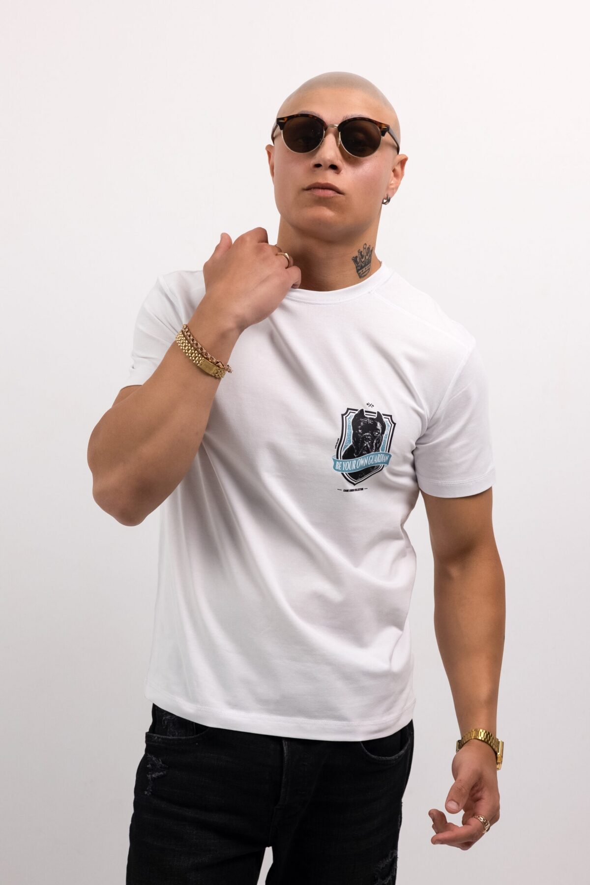 Koszulka męska biała streetwear Cane Corso „BE YOUR OWN GUARDIAN” slim fit bawełna 180g